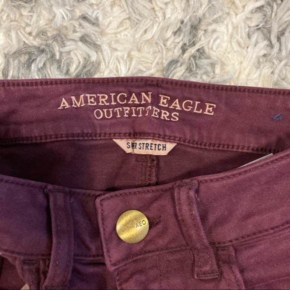 Size 4 American Eagle High Rise Stretch Shorts - Picture 3 of 5
